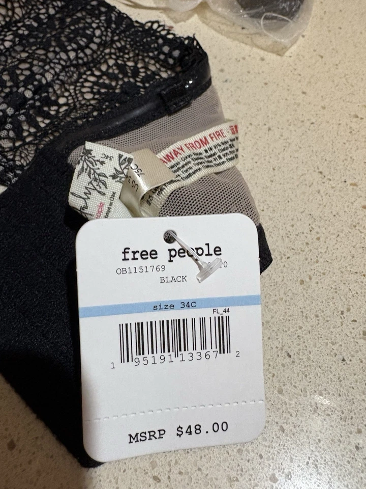 Sujetador de encaje convertible con aros Free People 34C Starla negro para mujer Foto 4 de 4