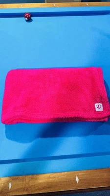 T-Mobile Tuesdays Magenta Throw Blanket (December 9th Drop) Brand New, Unused!