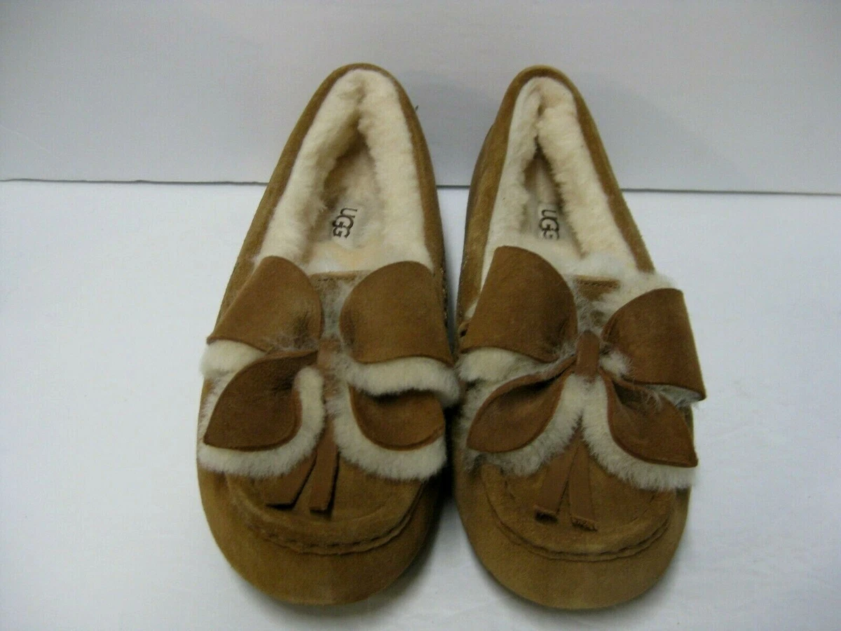 Ugg ansley two tone bow new arrivals