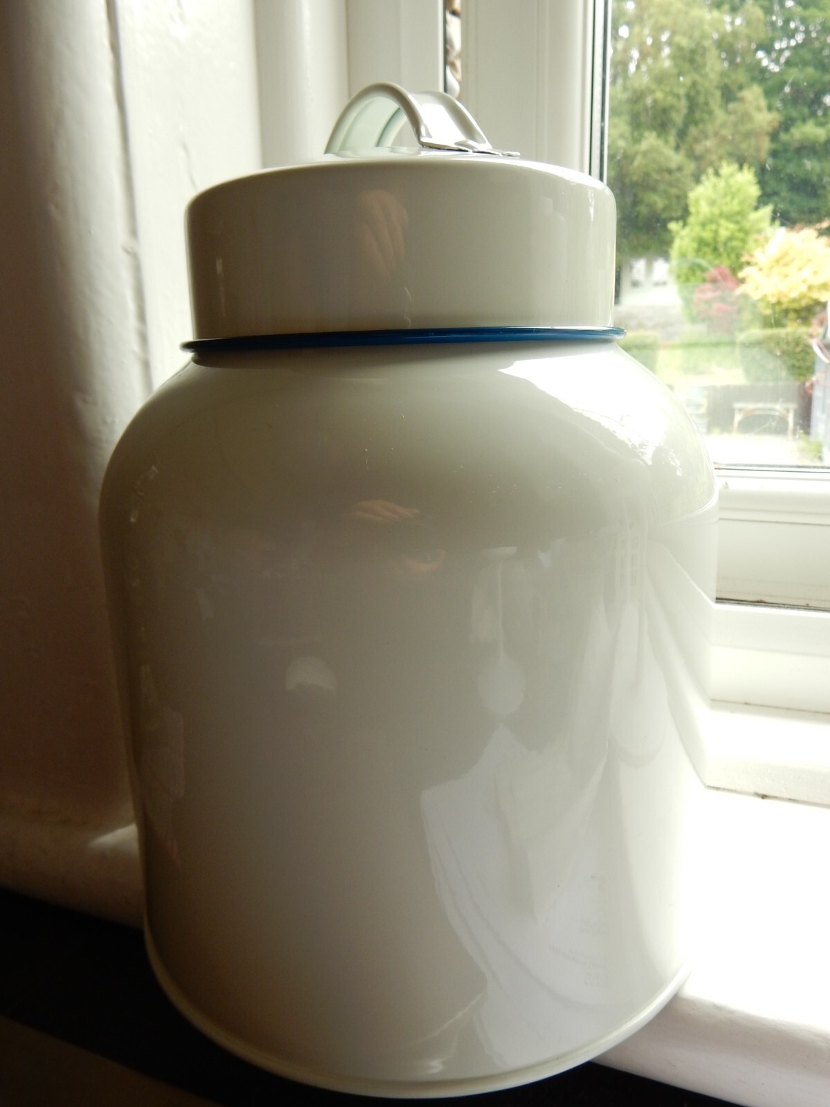 Kitchen Large Storage Tin Cream Amaretti 8.5" x 6.5" Biscuits Cracker