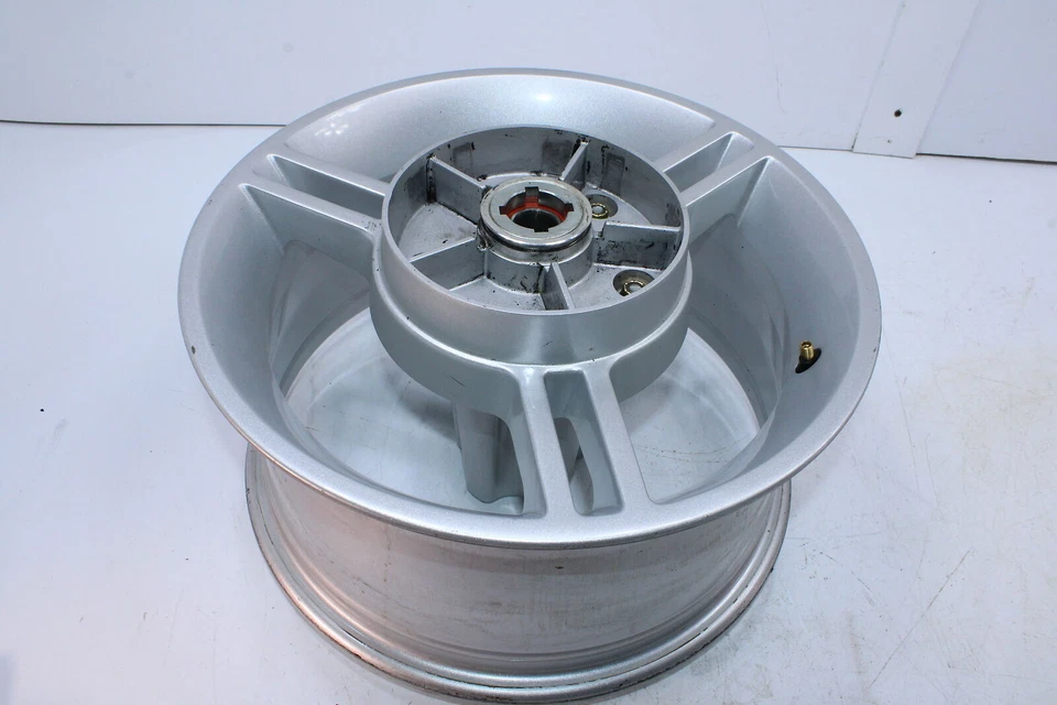2013 Can-am Spyder St Sm5 Rear Back Wheel Rim silver colors 705501117 - Image 4 of 4