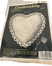 Candlewicking By Needle Magic 310 TULIP Heart Kit - NEW old Stock