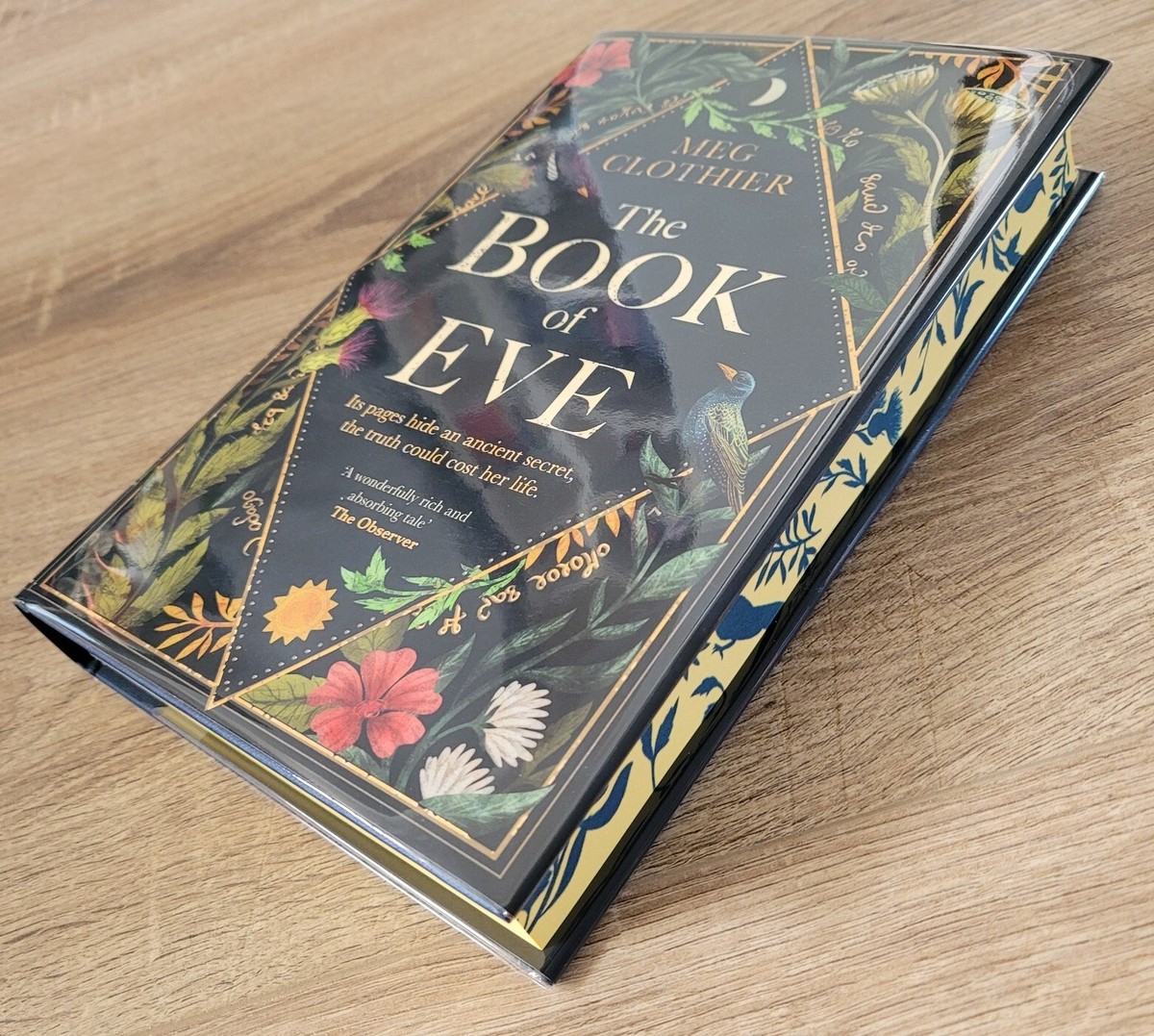 洋書 the book of E The Book of Eve by Meg Clothier - Goldsboro Signed Numbered