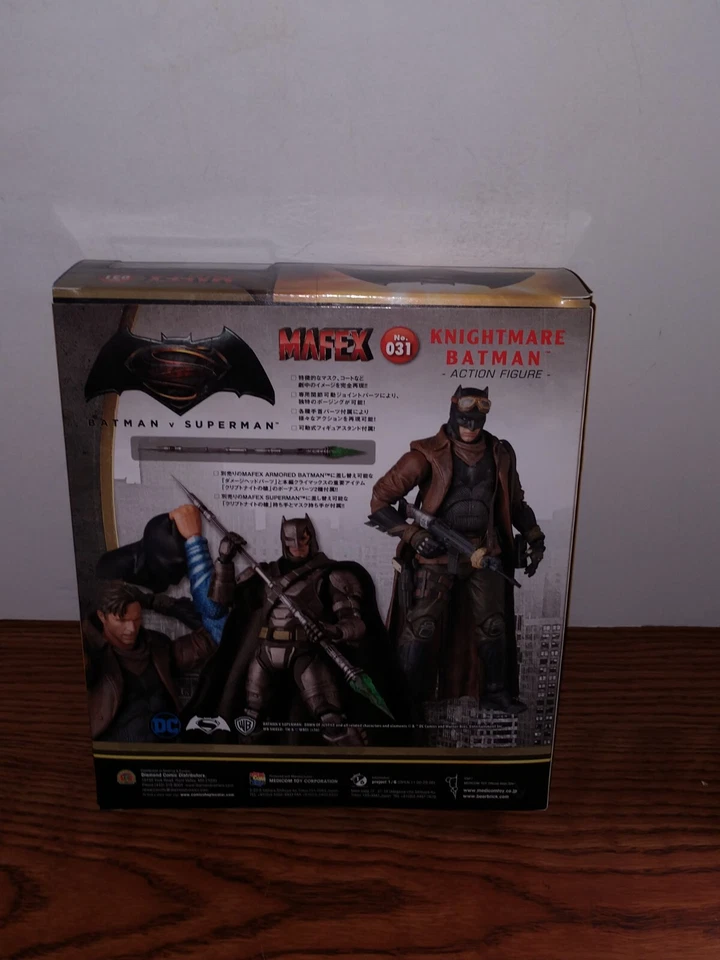 Mafex No.031 Pesadilla Batman Batman vs Superman Solo Caja e Inserto de Plástico Foto 3 de 4