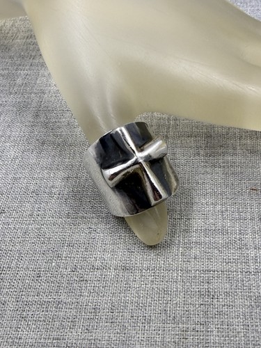 HCB Designer Mexico Raised Cross Graduated Sterling Silver .925 Ring Size 7