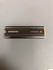 Image of Samsung 980 PRO 2TB M.2 NVMe Internal SSD with Heatsink Black