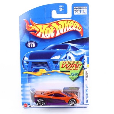 Hot Wheels 2002 - BLUE CARD COLLECTOR - HW PROTOTYPE 12 - FIRST EDITIONS