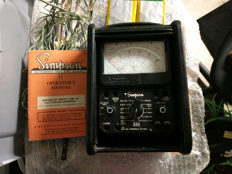 Simpson 260 Series 7 Meter with Classic Roll Top Case & Probes Working