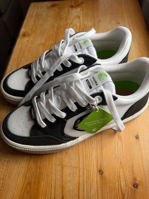 cariuma sneakers women size 9 leather