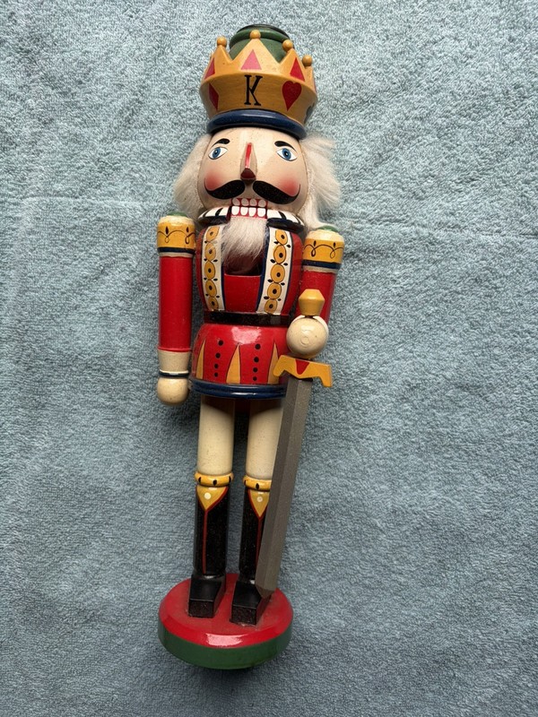 Vtg Nutcracker Vero   15"  Erzgebirgischer  Nussknacker Soldier Wood