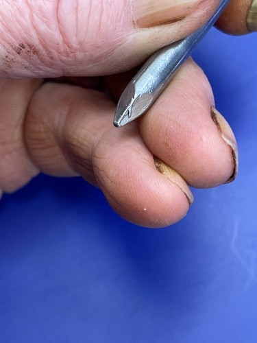 1941 DATED RAILROAD NAIL -- RAISED NUMBERS -- - Picture 3 of 23