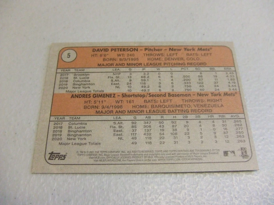 2021 Topps Heritage #5 Print Error Wrong Back Mauricio Dubon w/Mets RC SP - Image 2 of 2