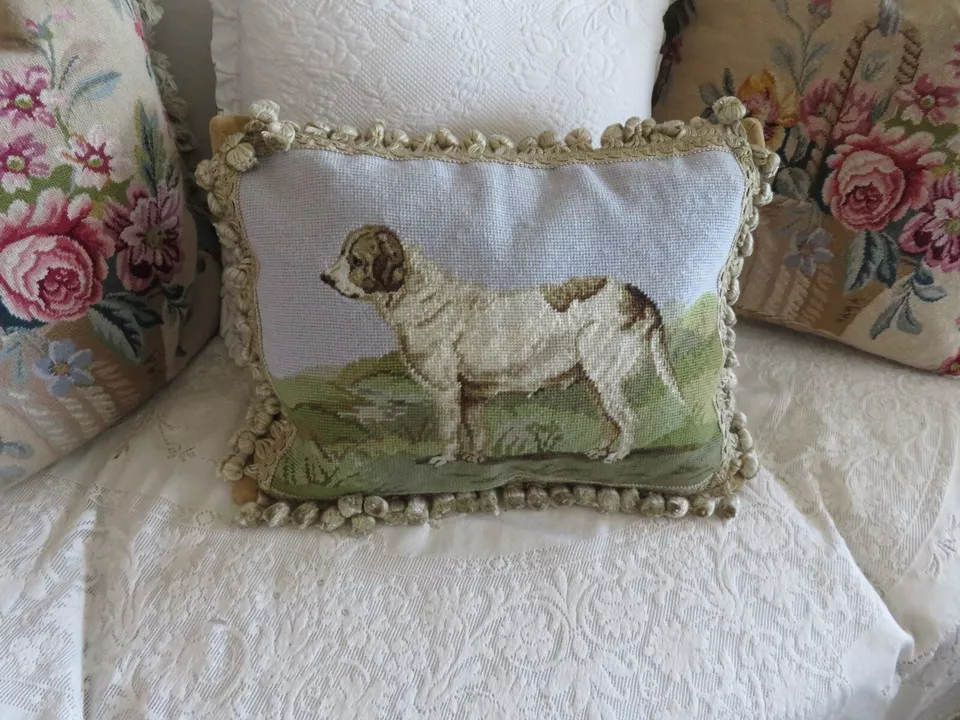 IMPRESIONANTE Funda de Almohada Estilo Aubusson Perro de Caza Estilo Victoriano Perro Punta de Aguja Foto 2 de 4
