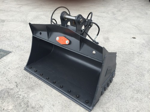 EXCAVATOR BUCKET 5 T TILT BATTER BUCKET - Picture 3 of 3