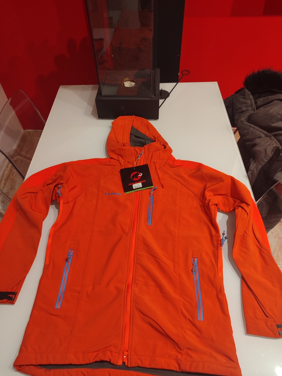 chaqueta hombre mammut Eiger Dryskin Softshell. talla XL.