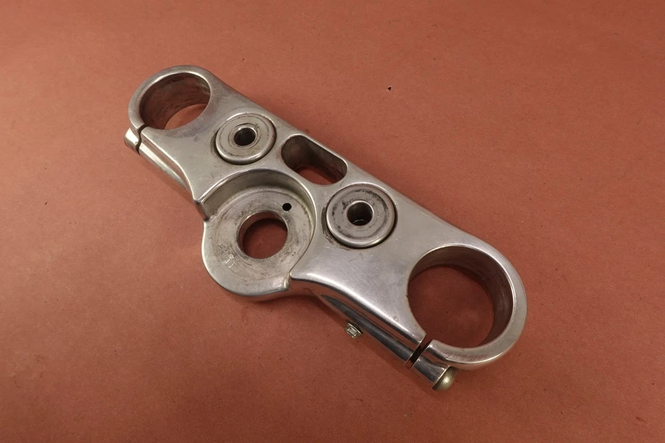 2000-2007 Harley Davidson Dyna Low Rider FXDL Upper Triple Tree Fork Clamp - Image 2 of 4