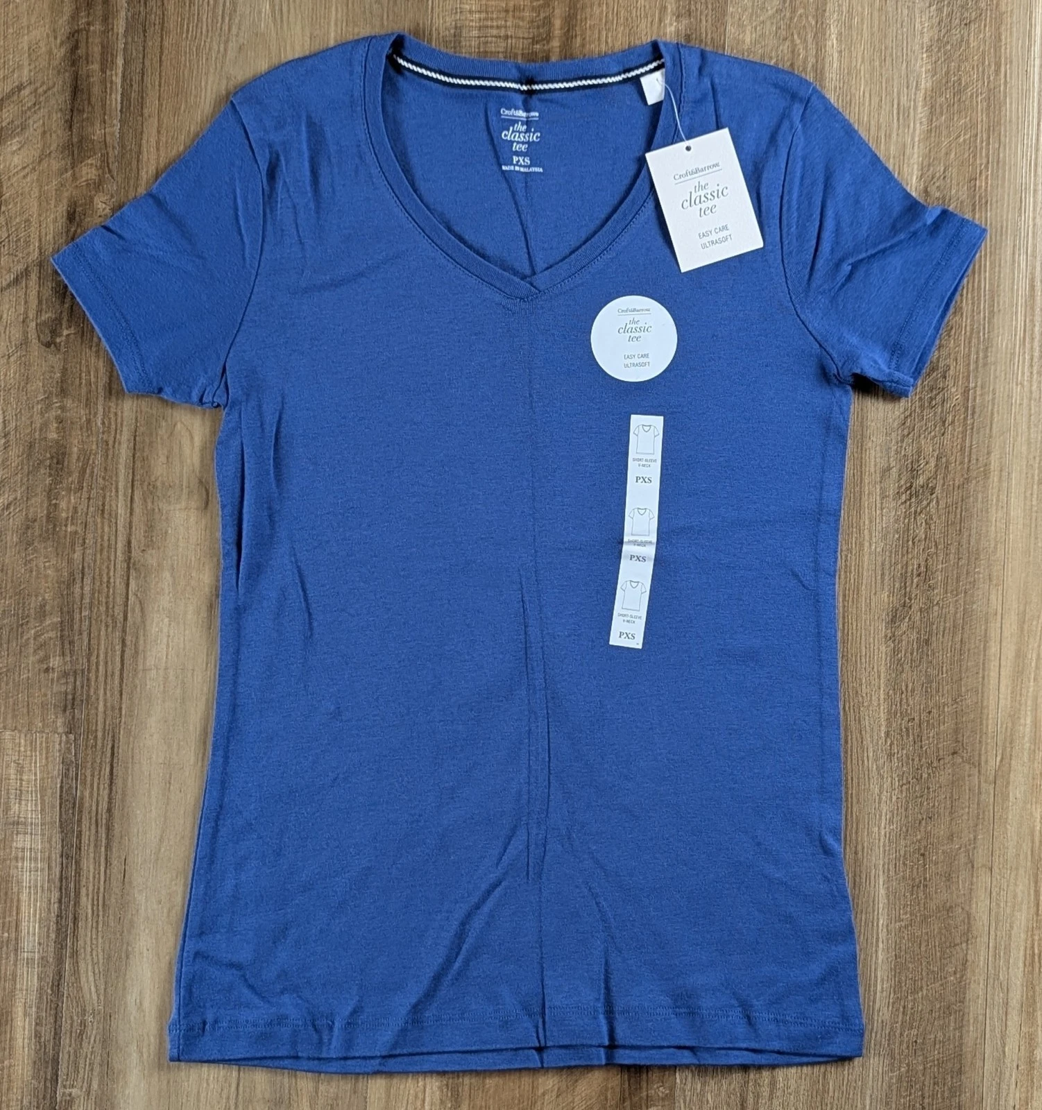 Croft & Barrow "The Classic Tee" Royal Short Sleeve V-neck - Women’s Size PXS