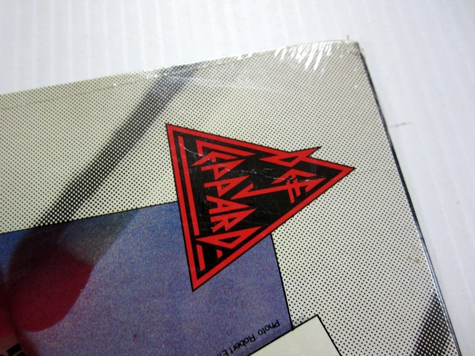 DEF LEPPARD Pyromania LP SEALED ORIGINAL 1983 CRC pressing "Photograph" - Image 4 of 4