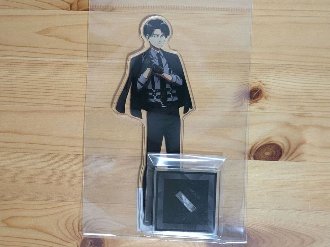 Attack on Titan Levi Harness Style BIG Acrylic Stand