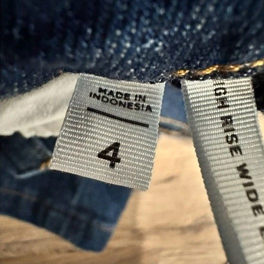 LOFT Outlet Women's Size 4 High Rise Wide Leg Dark Wash Denim Jeans - Image 4 of 4