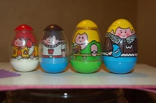 VINTAGE 1ST WEEBLES - DAD- MOM-DAUGHTER- SON - ALL IN EXCELLENT CONDITION