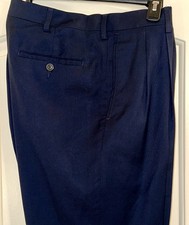 Roundtree  Yorke TravelSmart Men  s Navy Pleated  Cuffed Dress Pants Size 38x32