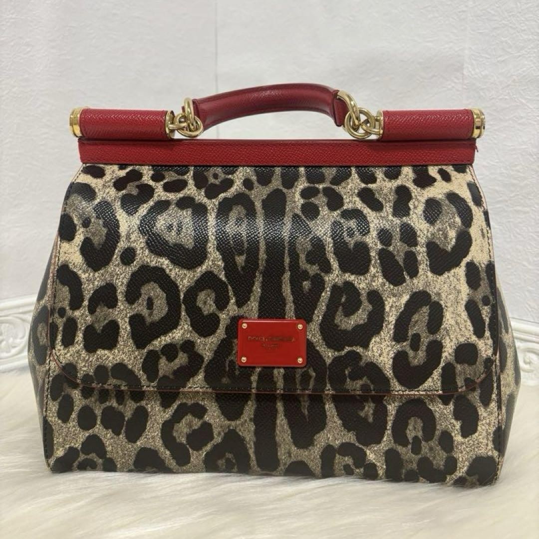 バッグ DOLCE&GABBANA Calfskin crossbody bag with raised logo in Black for Men