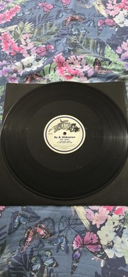 Sy & Unknown - Hold Me Tight / The Joke's On You, 12'', (Vinyl)