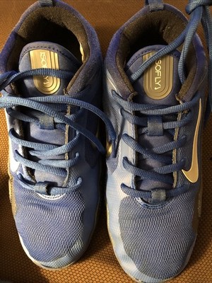 Sz 5.5 Nike IsoFly (GS) Big Kids' Basketball Shoes - FN4384-402