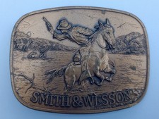 Vintage 1975 SMITH  WESSON BELT BUCKLE