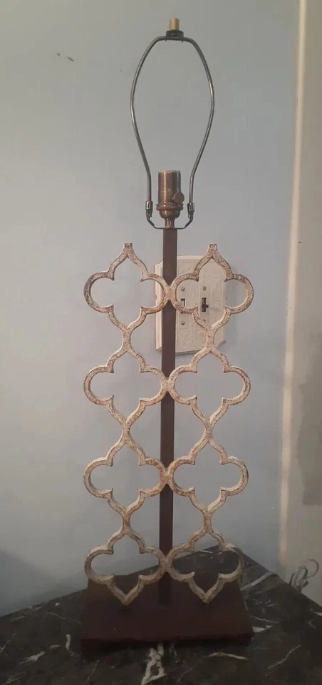 HEAVY Stunning French Style Metal Lamp Trellis Design HIGH END BRASS LAMP 34" - Image 2 of 4