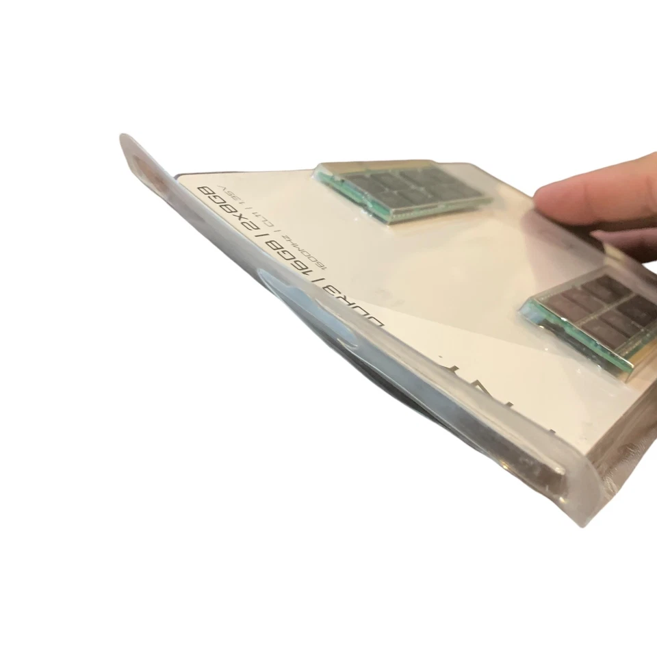 PNY Memory Sticks  DDR3|16GB|2x8GB 1600MHz | CL11 | 1.35V New Open Pack - Image 4 of 4