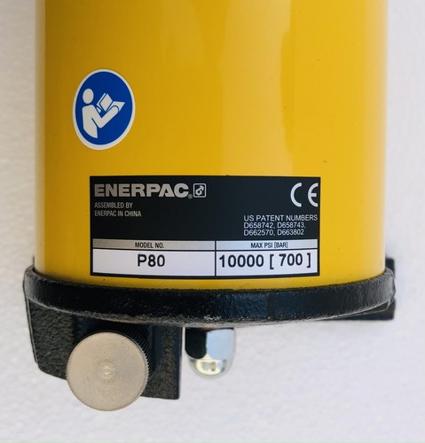 Enerpac P80 Ultima Two-Speed Hydraulic Hand Pump 700 Bar/ 10,000 PSI - Picture 3 of 9