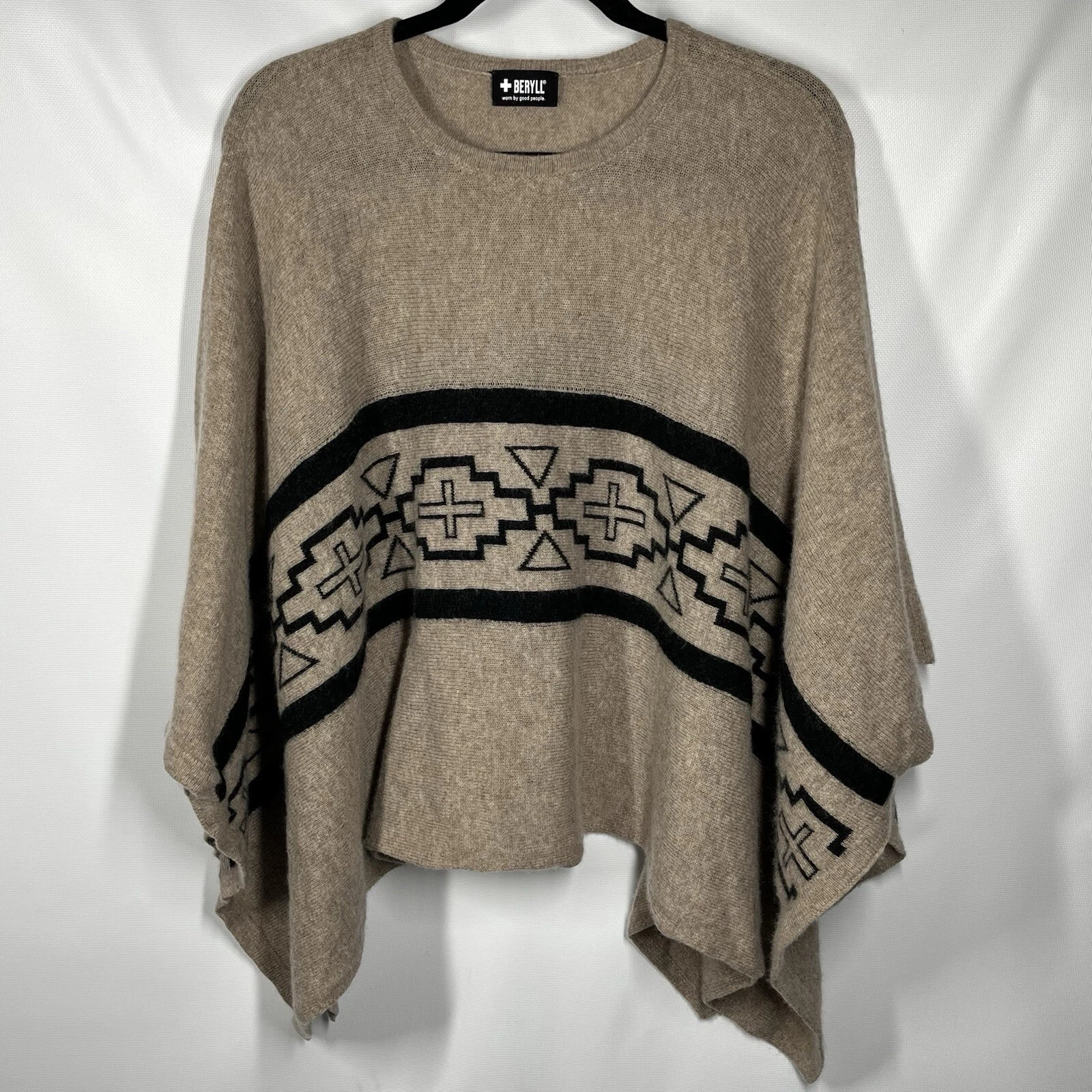 Beryll Cashmere Poncho OS Tan Black Aztec Southwestern Boho Hippie Old Money