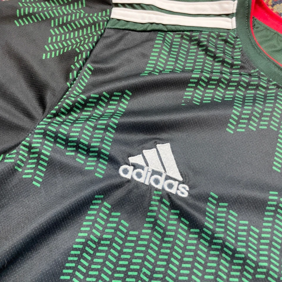 Camiseta Adidas ClimaChill Seleção Nacional de Futebol do México verde preta branca vermelha G - Imagem 2 de 4