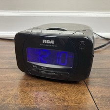 RCA FM/AM CD CLOCK RADIO Alarm RP5600C Tested Works NICE