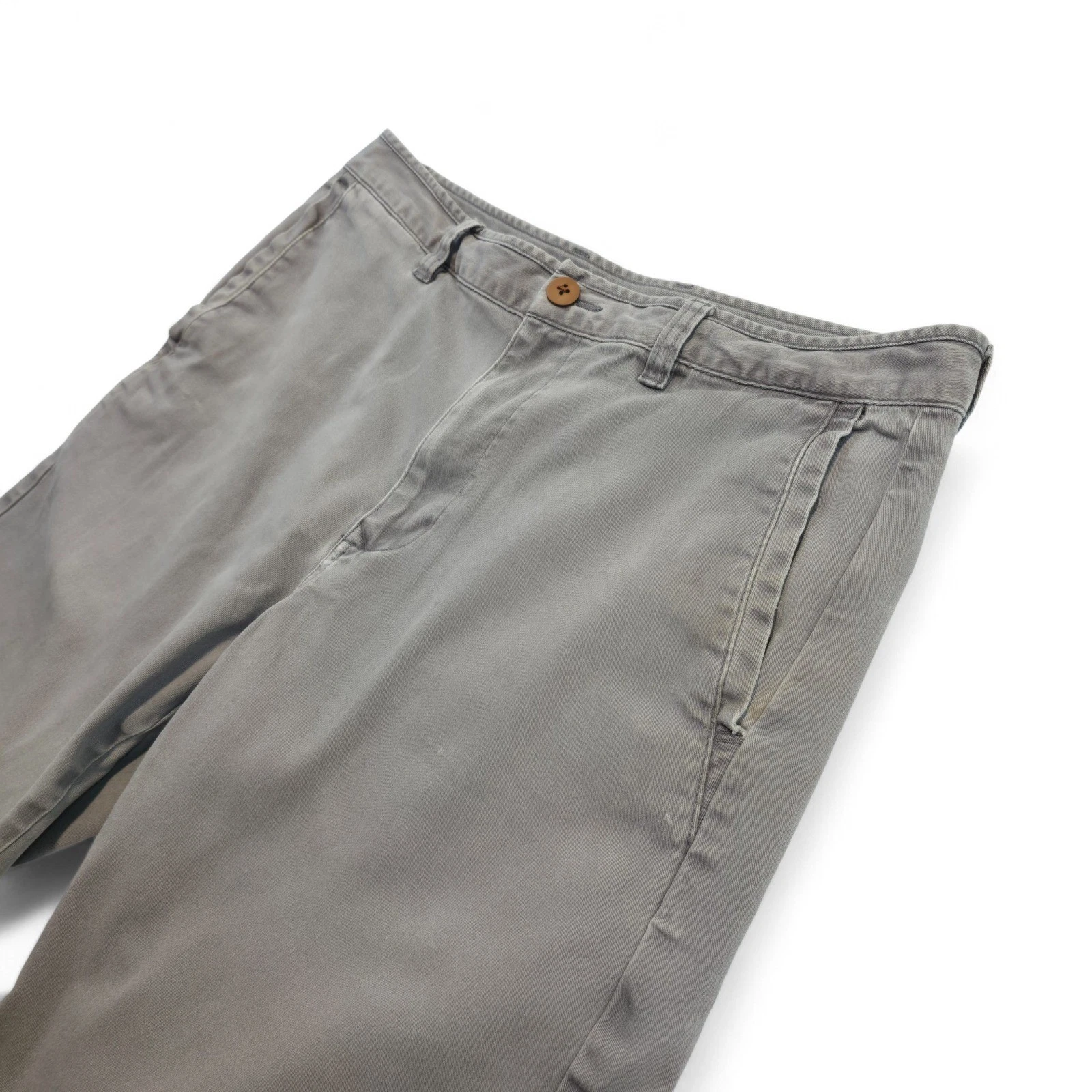 Tommy Bahama Men's Gray Chino Shorts Size 32 Cotton Blend Flat Front Pockets