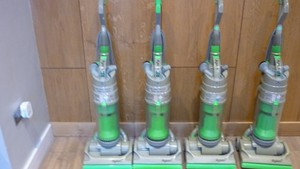 Dyson DC04 Silber/Kalk Staubsauger, 1200W Motor 6 Monate gtee (324-327)