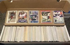 Football Sports Card Lot 750+ *All College Football Uniforms* Rookies Vets Topps
