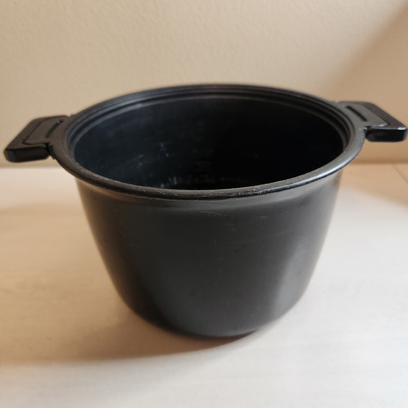 THE PAMPERED CHEF 3 QUART MICROWAVE RICE COOKER PLUS #2779