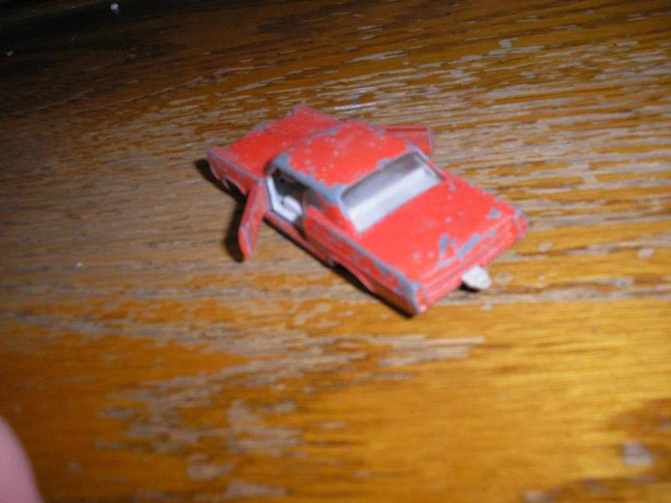 Matchbox Serie Vintage Nº Pontiac Grand Prix GP Sport 22 cupé envío gratuito Foto 2 de 4