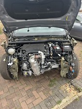 Peugeot 2008 2023 1.2 gasolina motor manual 4027 solo kilometraje/rotura para pares