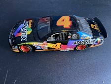Revell NASCAR #4 1999 Bobby Hamilton Kodak Advantix Monte Carlo diecast 1:24.