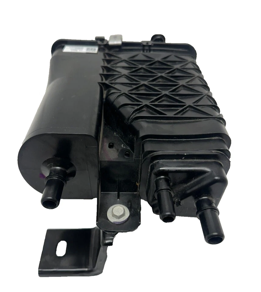 Bote de vapor de combustible OEM para Tahoe Silverado 1500 Sierra Yukon Escalade 2021-2025 Foto 2 de 4