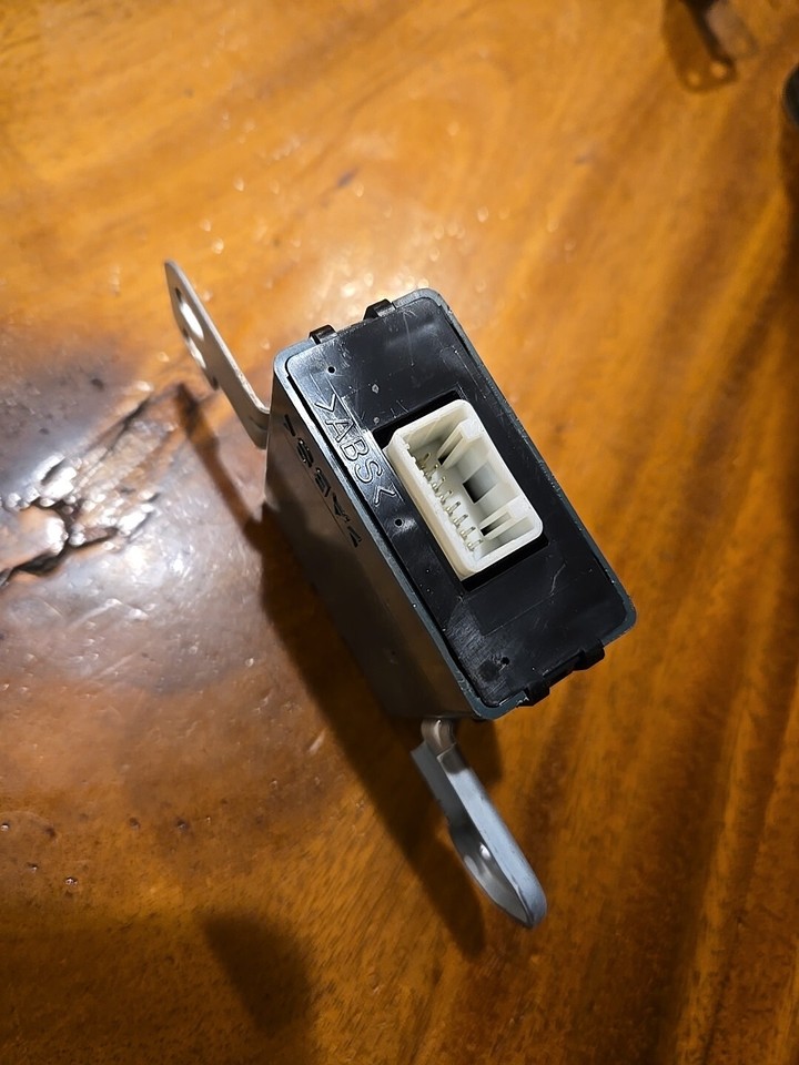 8976935040 2007 TOYOTA TPMS SUSPENSION TIRE PRESSURE MONITOR