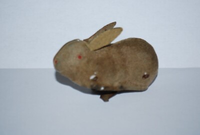 JOUET ANCIEN EN tôle peinte Le manège aux lapins  XX siècle