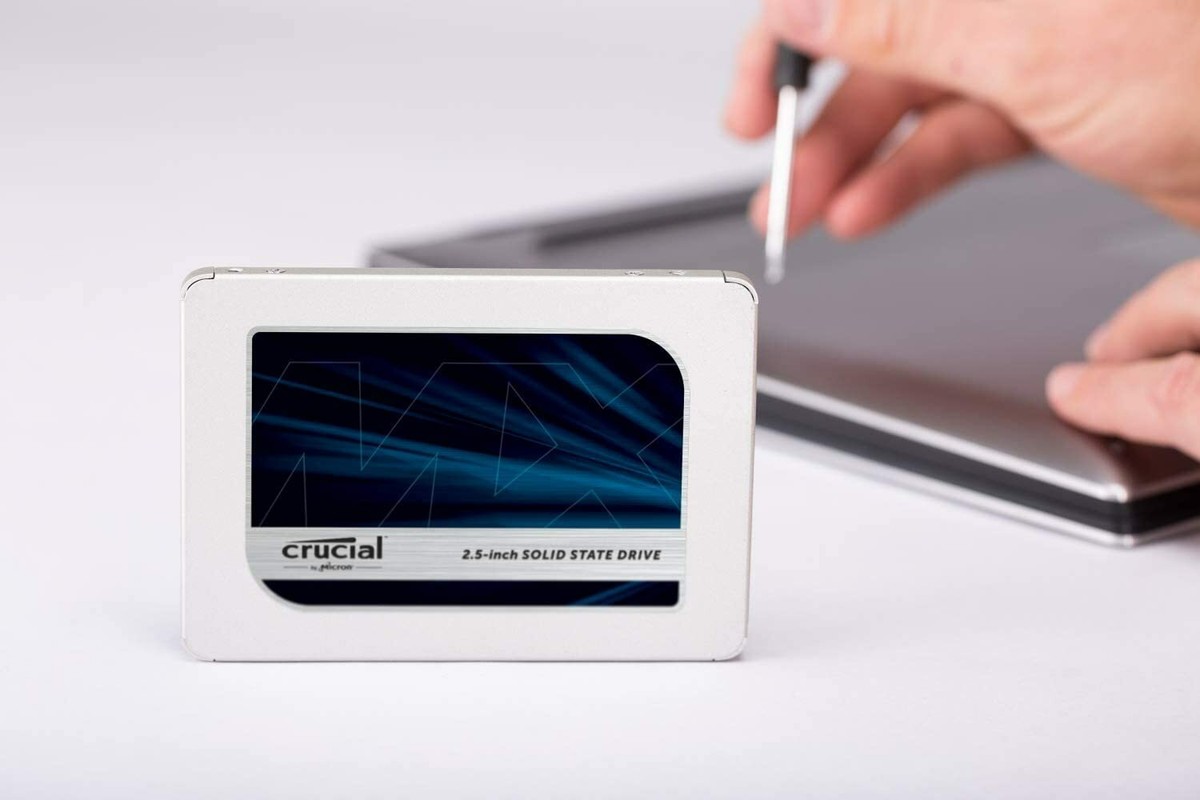 Crucial MX500 2.5インチSSD 1000GB Amazon.co.jp: Crucial SSD 1000GB MX500 内蔵2.5インチ 7mm