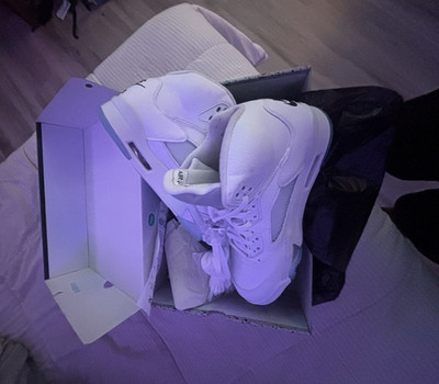 Jordan Air Jordan 5 White Men s Mid Top Basketball Lace-Up Sneakers New Box
