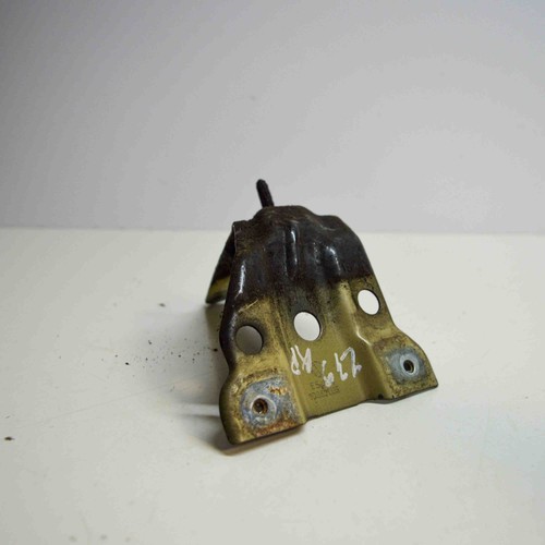 VW EOS 1F7, 1F8 Kotflügelhalter vorne links 1Q0821135 2.0 Diesel 103kw 10529261