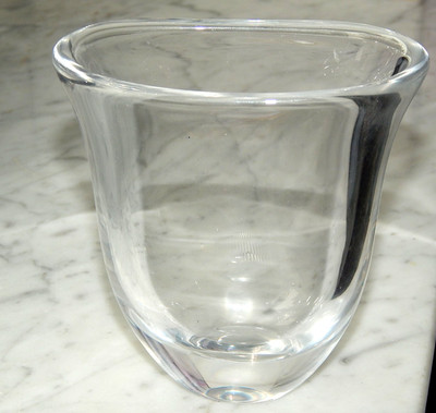 Vase Glas Orrefors im Boden signiert